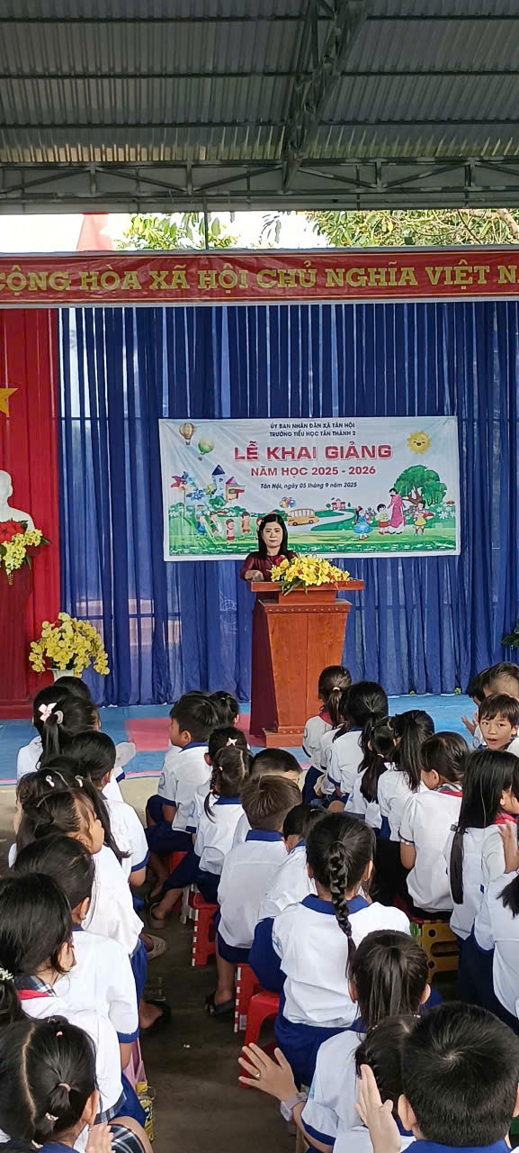 Trường tiểu học Tân Thành 2 long trọng tổ chức khai giảng năm học mới 2025 - 2026